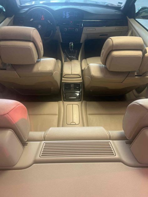 BMW 335i e93 DKG  KARDON CARBON 306 ch  21 cv fiscaux  (Carte grise moitié prix )