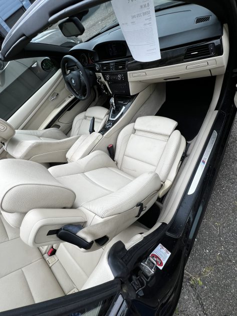 BMW 335i e93 DKG  KARDON CARBON 306 ch  21 cv fiscaux  (Carte grise moitié prix )