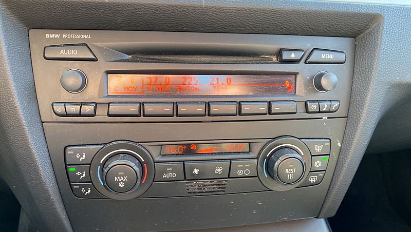 B.M.W. SERIE 3 320i CONFORT 2.0 L 150 ch, Garantie 12 mois