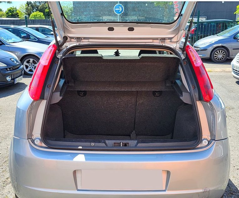 FIAT GRANDE PUNTO - GARANTIE - 1.3 D Multijet 75 cv