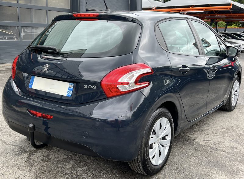 PEUGEOT 208 1.2 82 Cv PREMIERE MAIN / ECRAN TACTILE 56 700 Kms CRIT AIR 1 - GARANTIE 1 AN