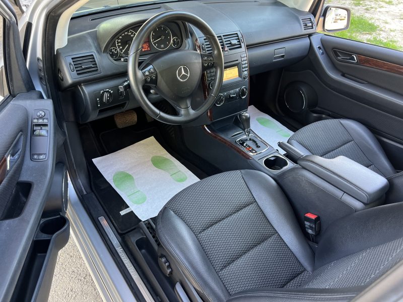 MERCEDES CLASSE A II 170 ELEGANCE 1.7 116 Cv BOITE AUTOMATIQUE 28 300 Kms - GARANTIE 1 AN