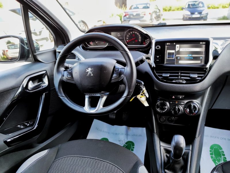 PEUGEOT 208 I 2014