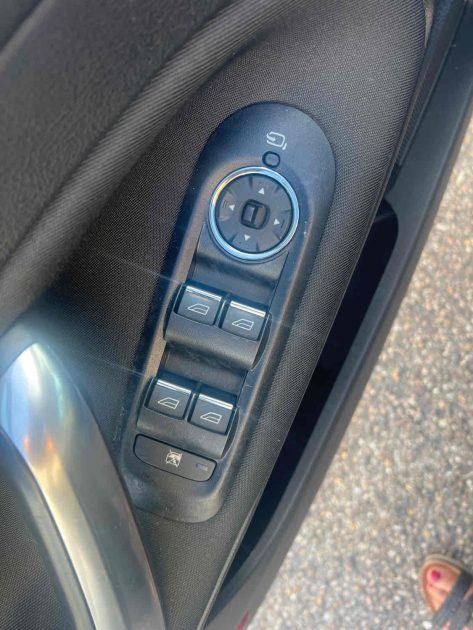 Ford Mondeo III 2.0 TDCi 115ch FAP TitaniumX Euro5