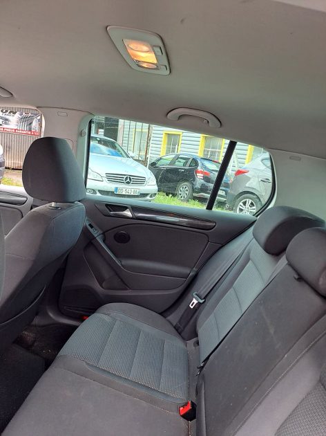 VOLKSWAGEN GOLF VI 2010