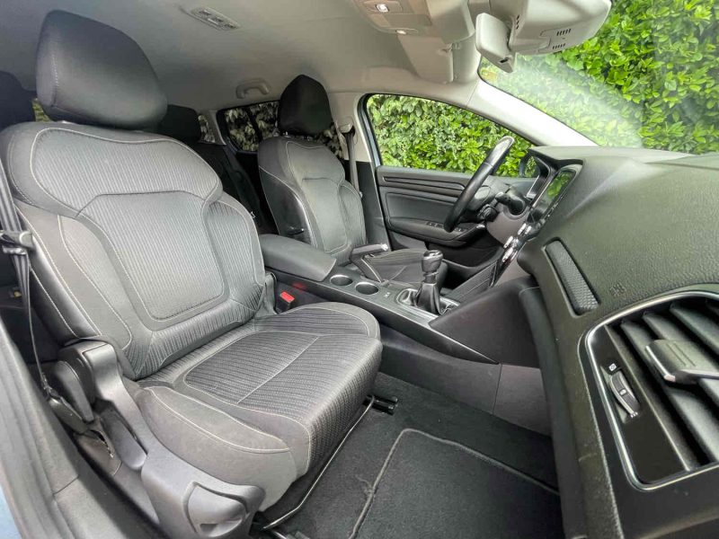 RENAULT MEGANE IV Grandtour 2017