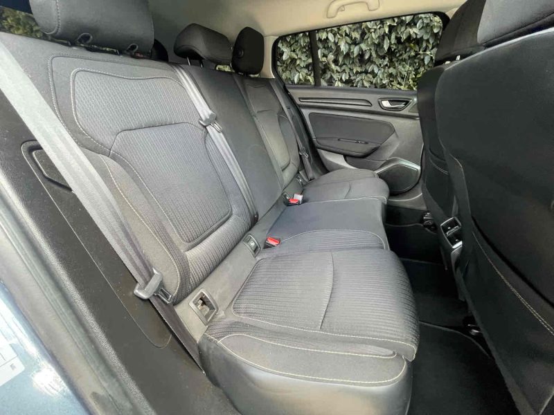 RENAULT MEGANE IV Grandtour 2017