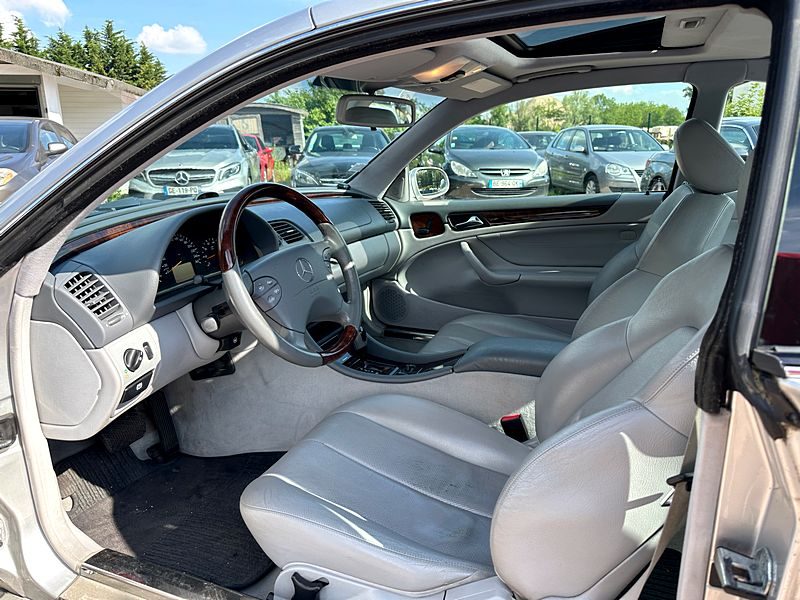 MERCEDES CLK 320 2000
