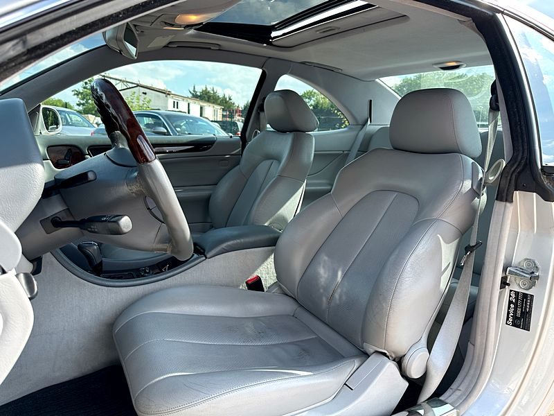 MERCEDES CLK 320 2000