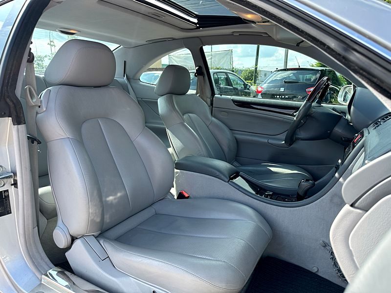 MERCEDES CLK 320 2000