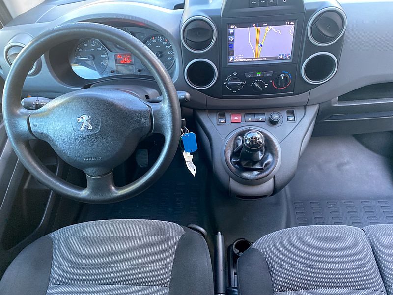 PEUGEOT PARTNER Camionnette/Monospace 2017