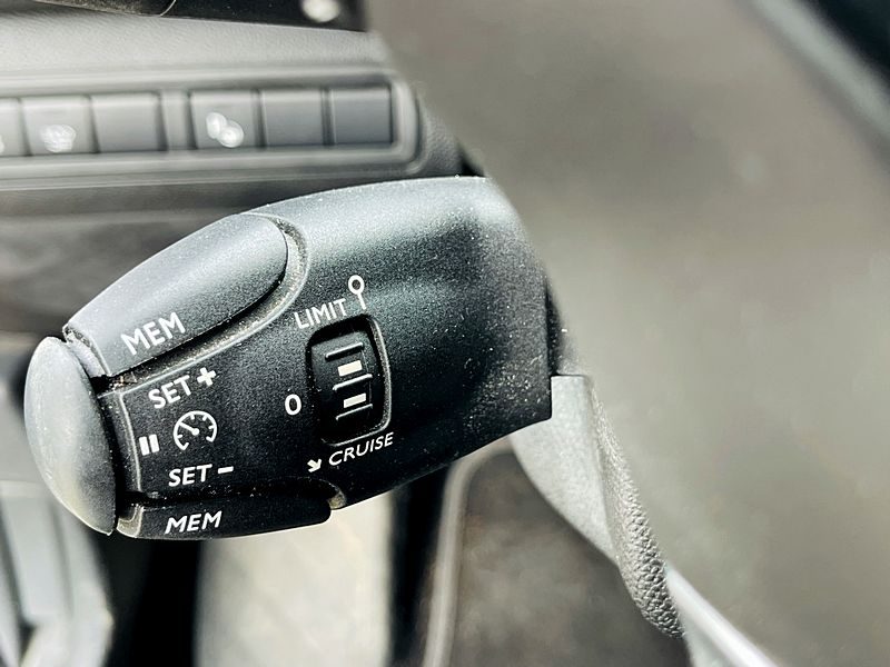 PEUGEOT 308 SW II 2015