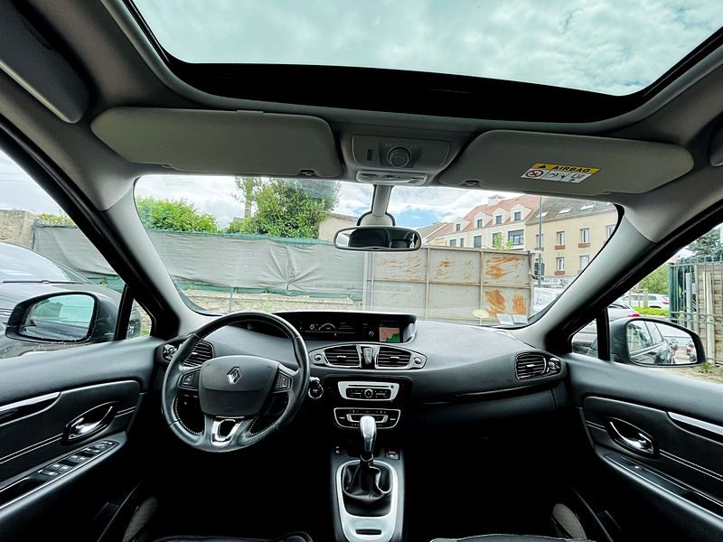 RENAULT SCENIC III 2015