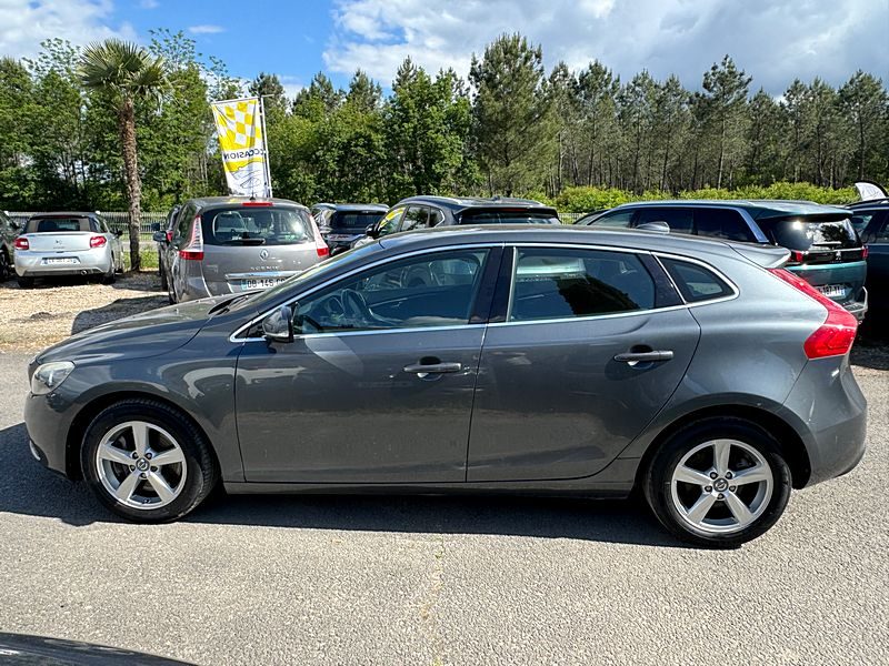 VOLVO V40 D3 150CV MOMENTUM