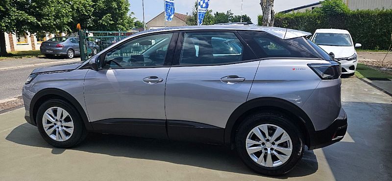 PEUGEOT 3008 SUV 2021