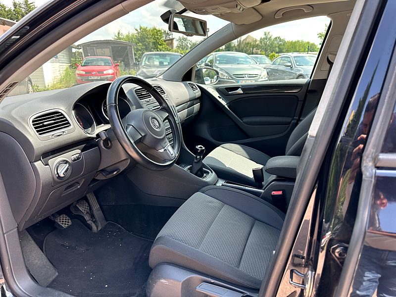 VOLKSWAGEN GOLF 2009
