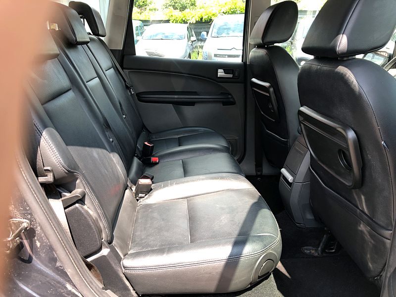 FORD FOCUS C-MAX 1.6L TDCi 110cv Guia *BOITE AUTO_SIEGE CUIR / Révisé&Garantie