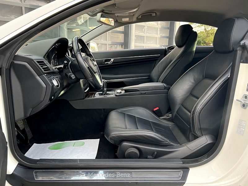 MERCEDES CLASSE E 4 IV COUPE 200 CGI 1.8 BlueEFFICIENCY 184 GPS BLUETOOTH CRIT AIR 1 - GARANTIE 1 AN