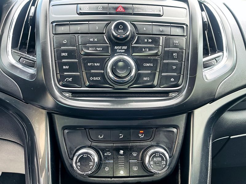 OPEL ZAFIRA TOURER C 2016