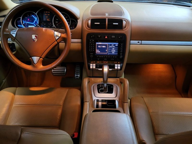 PORSCHE CAYENNE S 4.8 V8 385cv Boîte Auto Tiptronic / FAIBLE KILOMETRAGE