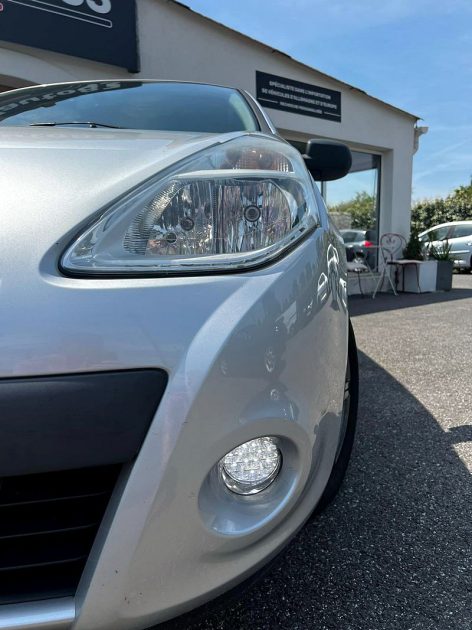 RENAULT CLIO YAHOO! 2011 1.2 LEV 75CV / Distribution OK / Révisée 