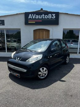 PEUGEOT 107 2010 1.0 VVTI 68cv Premiere main 