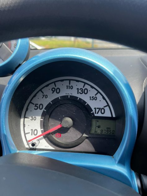 PEUGEOT 107 2010 1.0 VVTI 68cv Premiere main 