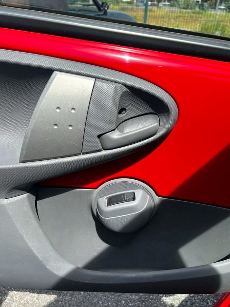 PEUGEOT 107  1.0 VVTi 68cv / Moteur à chaine / Révisée 