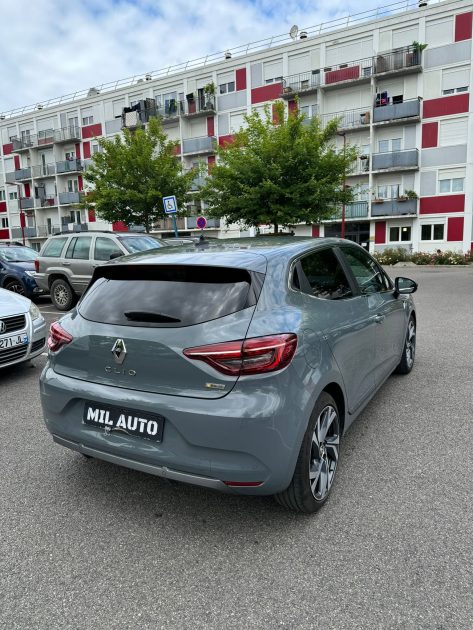 RENAULT CLIO 2021