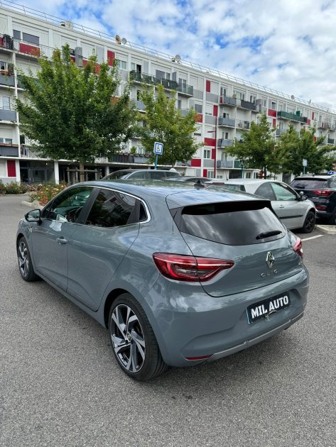 RENAULT CLIO 2021