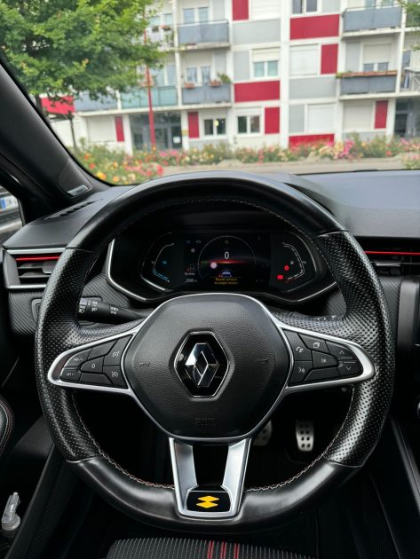 RENAULT CLIO 2021