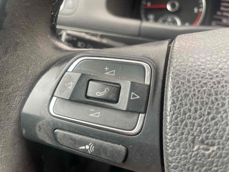 VOLKSWAGEN TOURAN 1.6 TDI 105 7 PLACES 2012 GARANTIE 12 MOIS