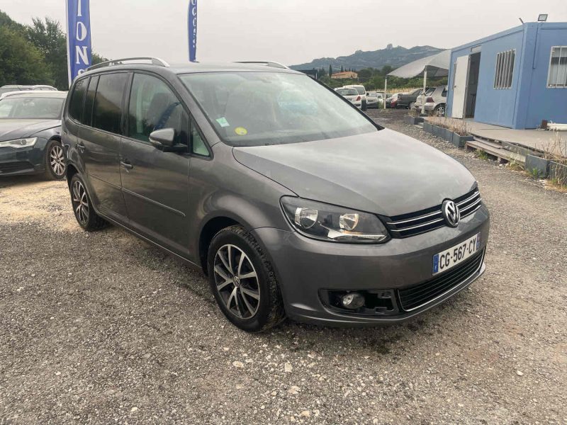 VOLKSWAGEN TOURAN 1.6 TDI 105 7 PLACES 2012 GARANTIE 12 MOIS