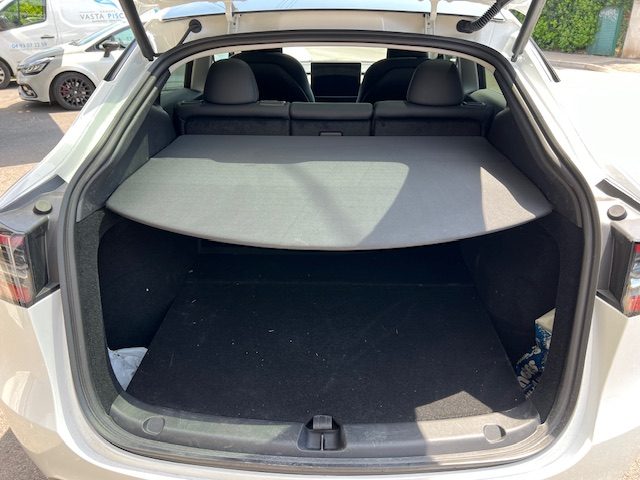 Tesla Model Y ELECTRIC 300 60KWH STANDARD-RANGE BVA