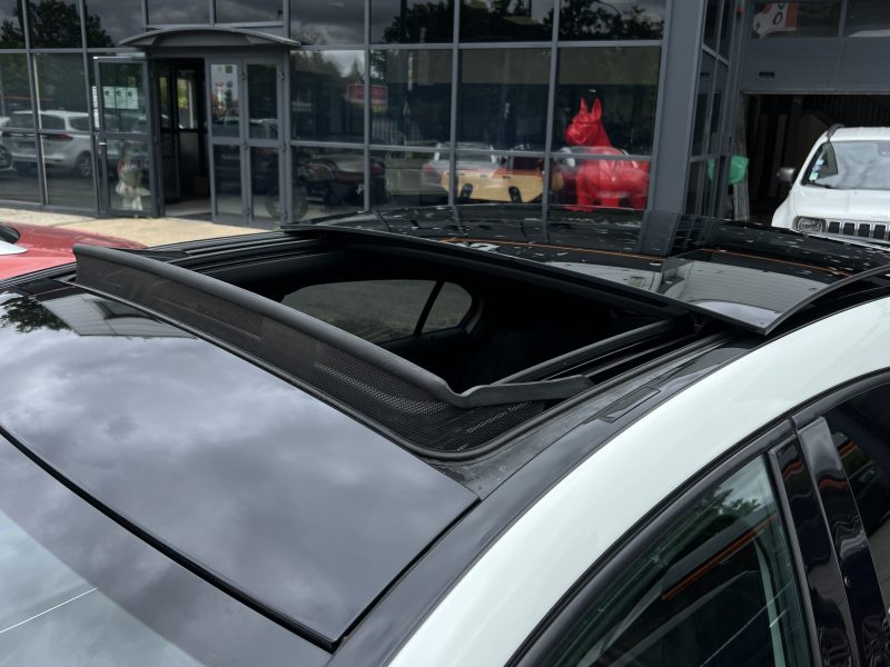 MERCEDES CLASSE A III 200 FASCINATION / AMG 1.8 136 Cv BOITE AUTO TOIT OUVRANT LEDS - GARANTIE 1 AN