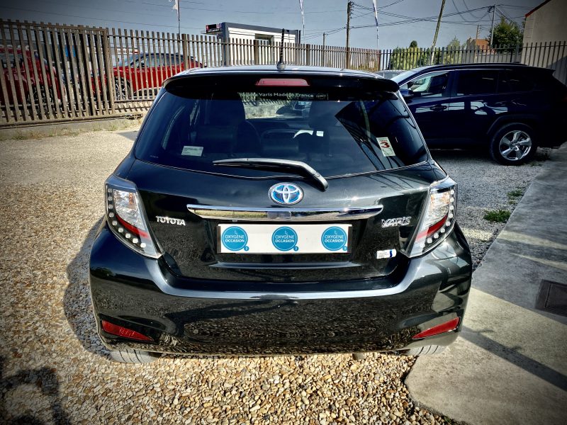 TOYOTA YARIS III HSD STYLE TOIT PANORAMIQUE 07/2014