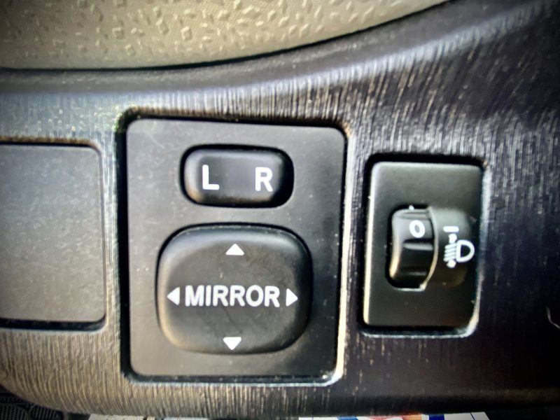 TOYOTA YARIS III HSD STYLE TOIT PANORAMIQUE 07/2014