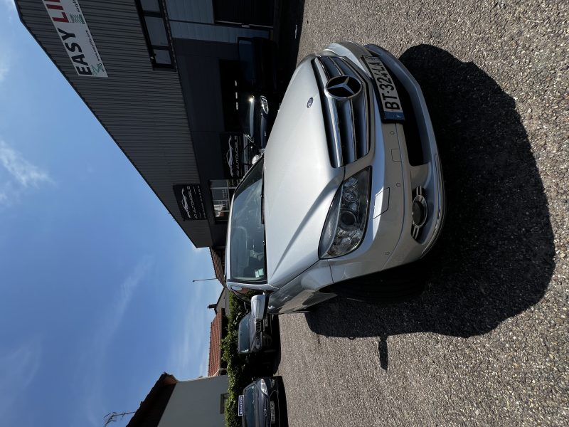 MERCEDES Classe C320 AVANTGARDE 4- MATIC 