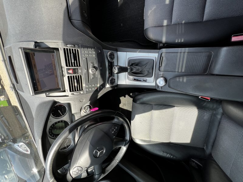 MERCEDES Classe C320 AVANTGARDE 4- MATIC 