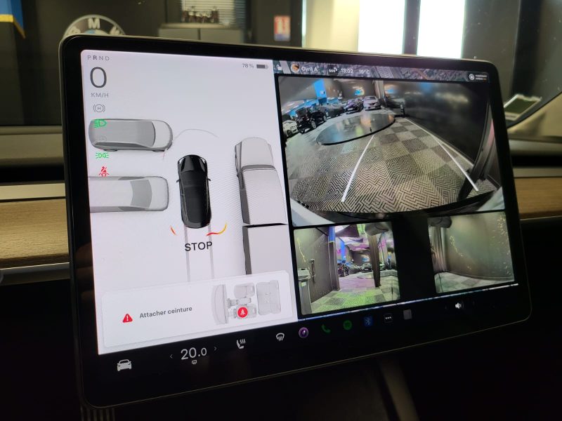 TESLA Model 3 STANDARD RANGE PLUS RWD /VOLANT CHAUFFANT+1ER MAIN+VITRE TEINTE/