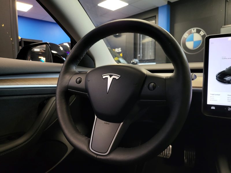 TESLA Model 3 STANDARD RANGE PLUS RWD /VOLANT CHAUFFANT+1ER MAIN+VITRE TEINTE/