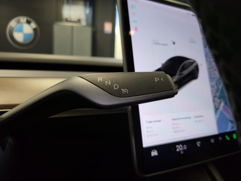 TESLA Model 3 STANDARD RANGE PLUS RWD /VOLANT CHAUFFANT+1ER MAIN+VITRE TEINTE/