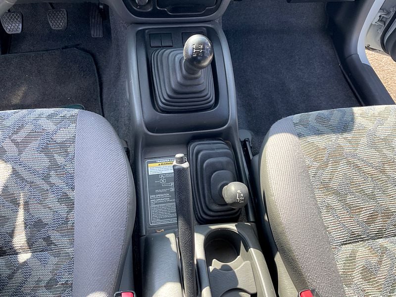 SUZUKI GRAND VITARA CABRIOLET 2001