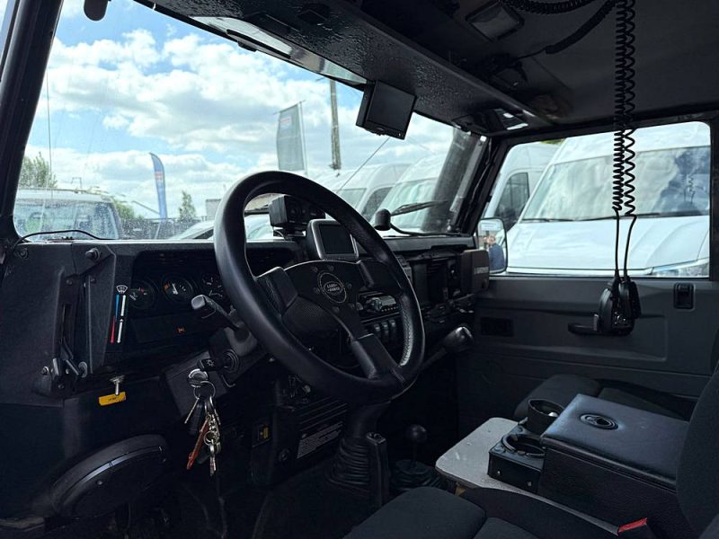 LAND ROVER DEFENDER 2003