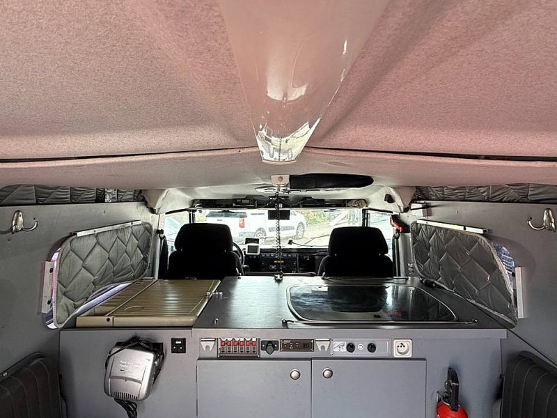 LAND ROVER DEFENDER 2003