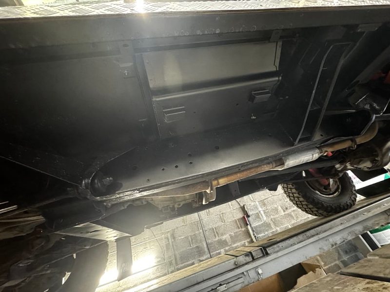 LAND ROVER DEFENDER 2003