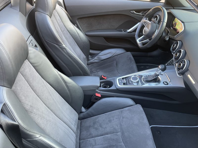 AUDI TT ROADSTER 1.8 TFSI 180 S-TRONIC S-LINE