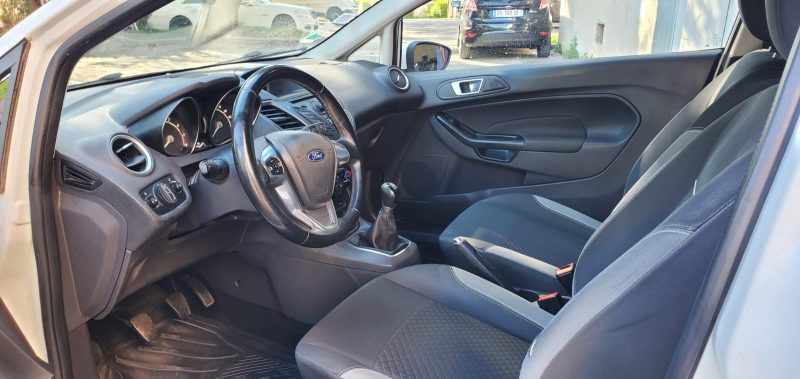 Ford Fiesta VI Phase 2 1.25 i 16v 60, *Première main*, *Peu kilométrés*, *Idéale jeune conducteur*