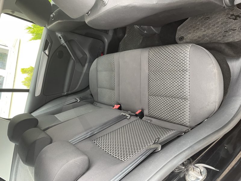 VOLKSWAGEN GOLF 2010