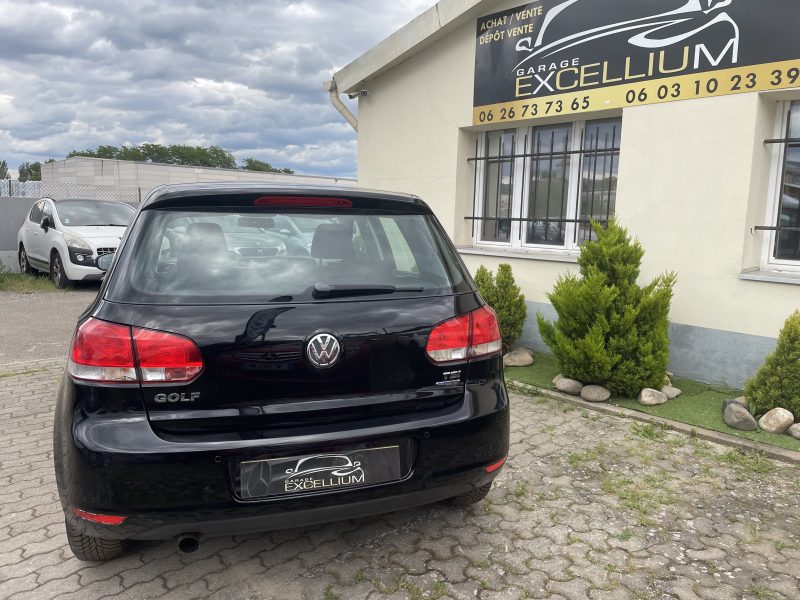 VOLKSWAGEN GOLF 2010